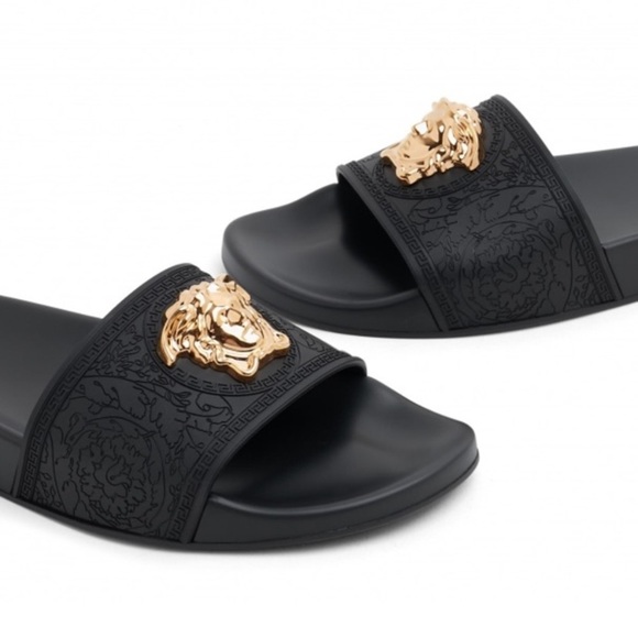 NIB Versace Women's Medusa Slide Sandals in Black/ Gold - Size 37 - Picture 1 of 15